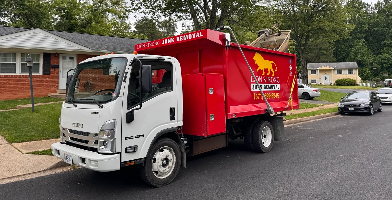 Lion Strong Junk Removal-truck full